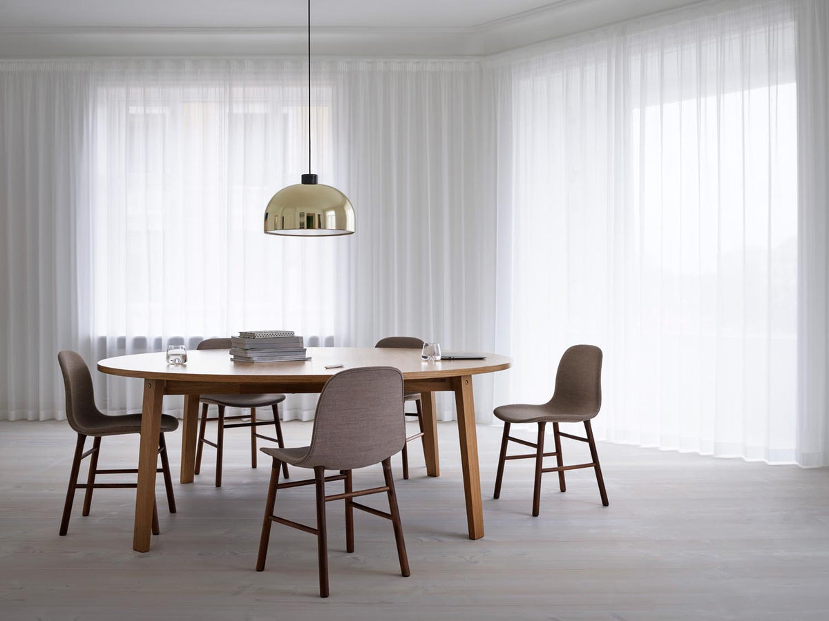 Slice Tisch Vol. 2 rund in  präsentiert im Onlineshop von KAQTU Design AG. Esstisch ist von Normann Copenhagen