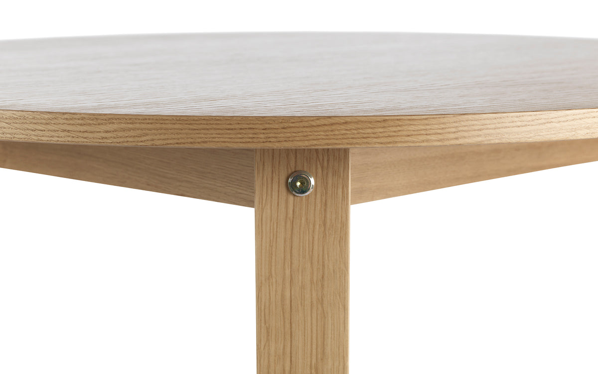 Slice Tisch Vol. 2 rund in  präsentiert im Onlineshop von KAQTU Design AG. Esstisch ist von Normann Copenhagen