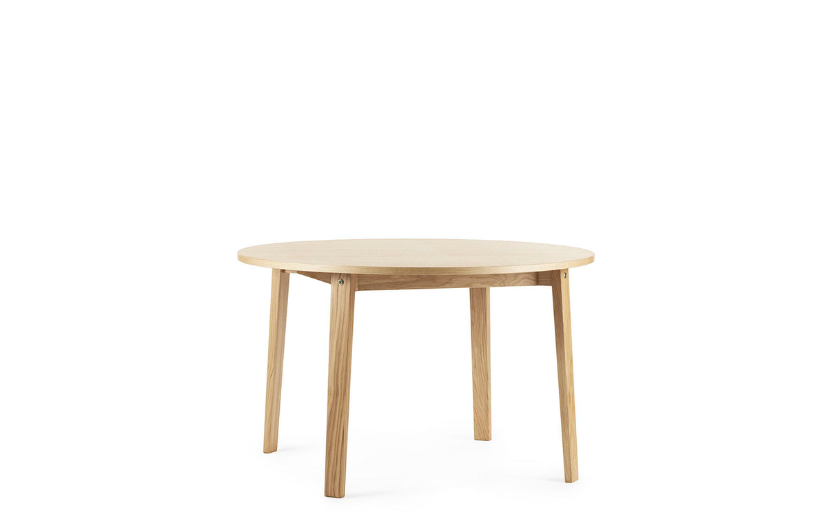 Slice Tisch vol. 2 Ø120 cm Eiche in  präsentiert im Onlineshop von KAQTU Design AG. Esstisch ist von Normann Copenhagen