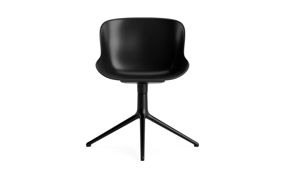 Hyg Drehstuhl in Schwartz präsentiert im Onlineshop von KAQTU Design AG. Dreh-Schalenstuhl ist von Normann Copenhagen