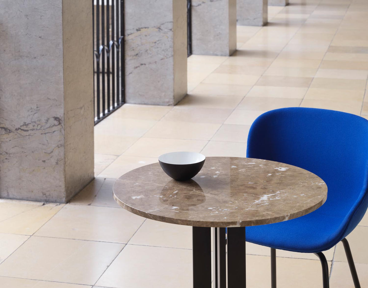 Scala Cafétisch Ø60 cm in  präsentiert im Onlineshop von KAQTU Design AG. Esstisch ist von Normann Copenhagen