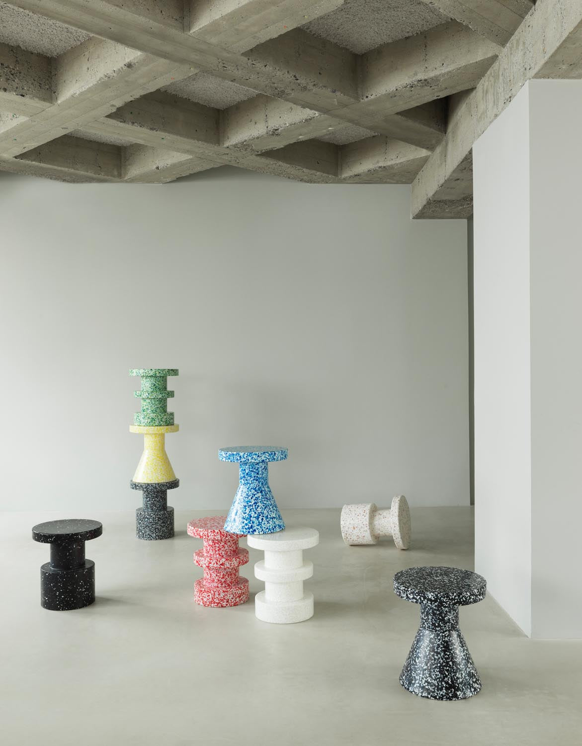 Bit Hocker Cone in  präsentiert im Onlineshop von KAQTU Design AG. Hocker ist von Normann Copenhagen