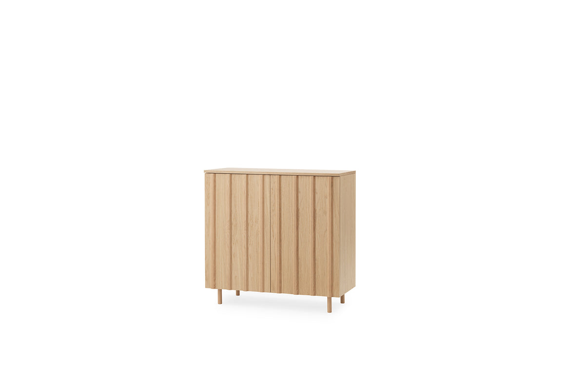 Rib Cabinet in  präsentiert im Onlineshop von KAQTU Design AG. Korpus ist von Normann Copenhagen
