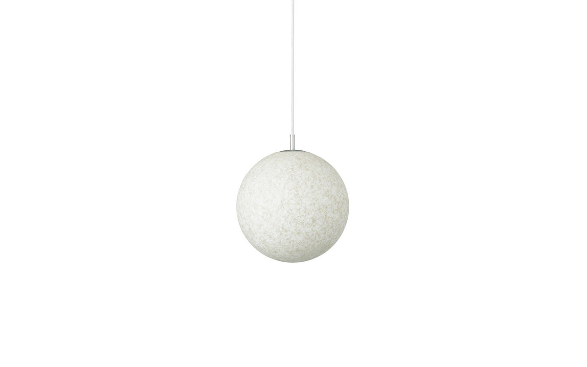 Pix Pendellampe in Weiss präsentiert im Onlineshop von KAQTU Design AG. Pendelleuchte ist von Normann Copenhagen