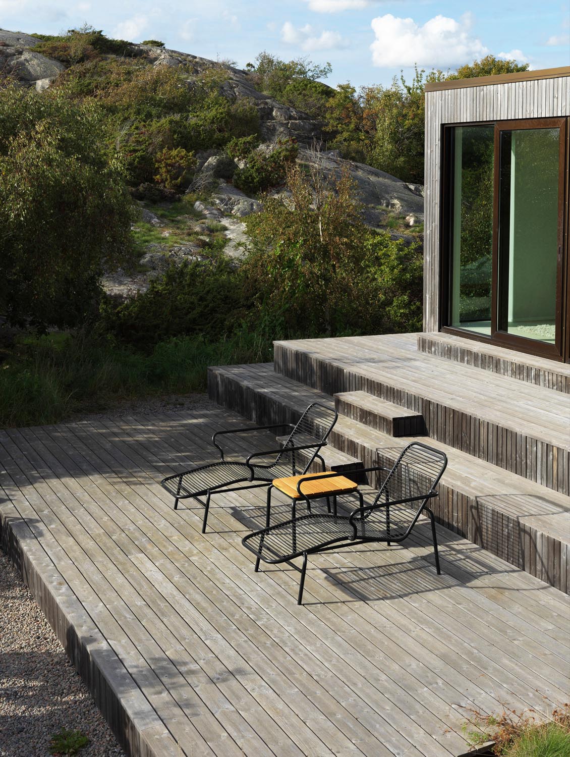 Vig Robinia Beistelltisch in  präsentiert im Onlineshop von KAQTU Design AG. Beistelltisch Outdoor ist von Normann Copenhagen