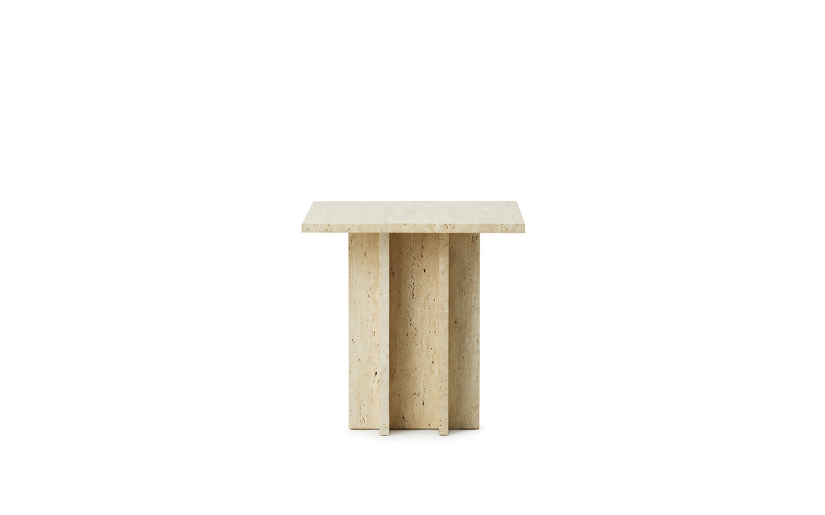 Edge Couchtisch Klein Travertin in  präsentiert im Onlineshop von KAQTU Design AG. Beistelltisch ist von Normann Copenhagen