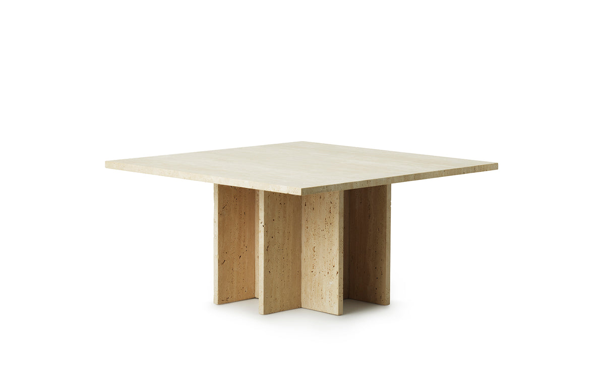 Edge Couchtisch Gross Travertin in  präsentiert im Onlineshop von KAQTU Design AG. Couchtisch ist von Normann Copenhagen
