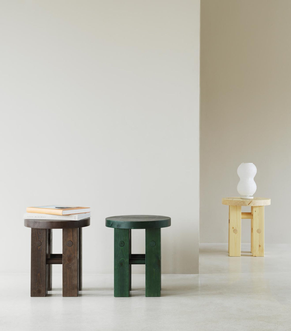 Fyr Hocker in  präsentiert im Onlineshop von KAQTU Design AG. Hocker ist von Normann Copenhagen