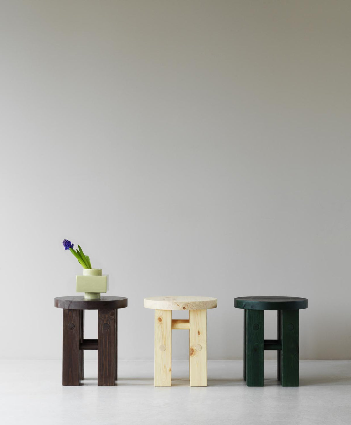 Fyr Hocker in  präsentiert im Onlineshop von KAQTU Design AG. Hocker ist von Normann Copenhagen