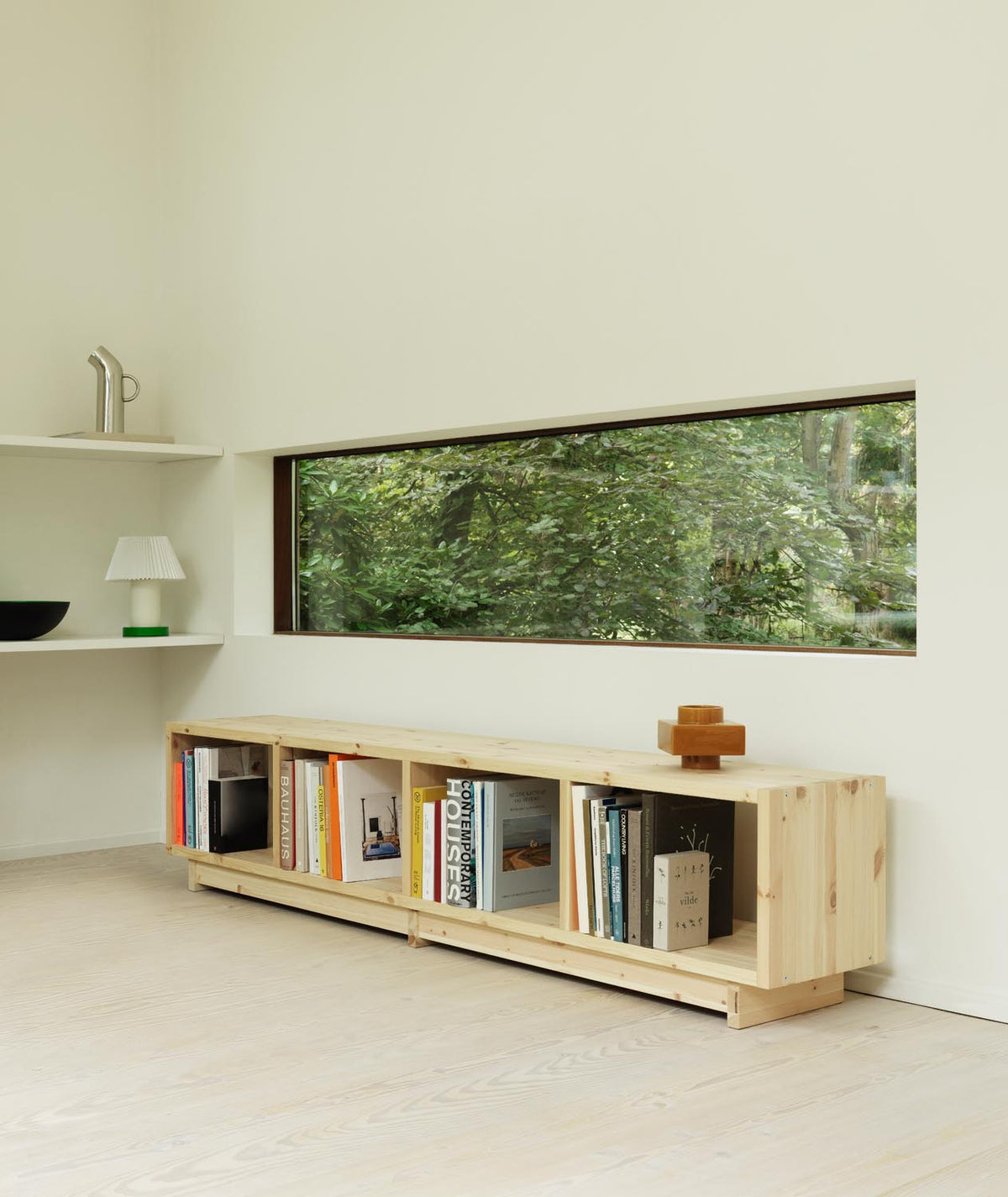 Fyr Bücherregal in  präsentiert im Onlineshop von KAQTU Design AG. Bücherregal ist von Normann Copenhagen