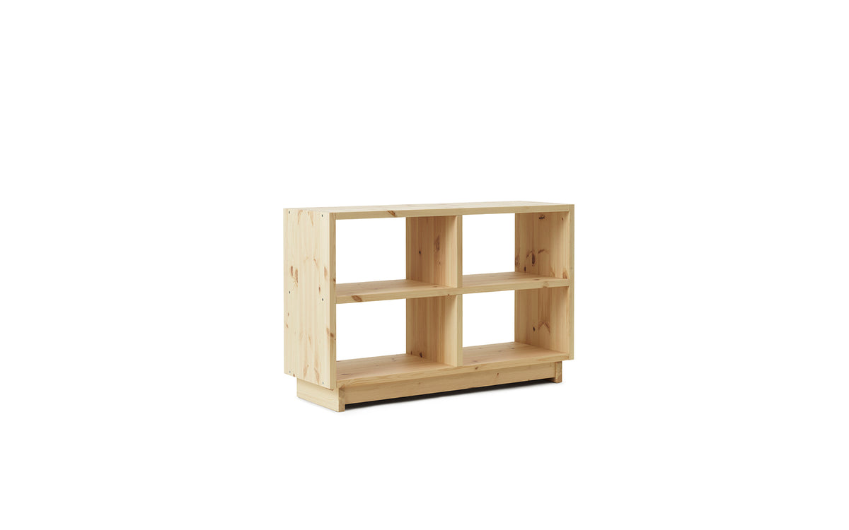 Fyr Bücherregal in  präsentiert im Onlineshop von KAQTU Design AG. Bücherregal ist von Normann Copenhagen