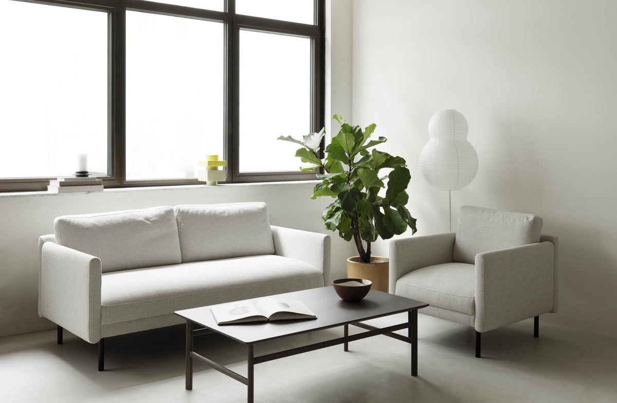 Rar Loungesessel in  präsentiert im Onlineshop von KAQTU Design AG. Sessel mit Armlehnen ist von Normann Copenhagen