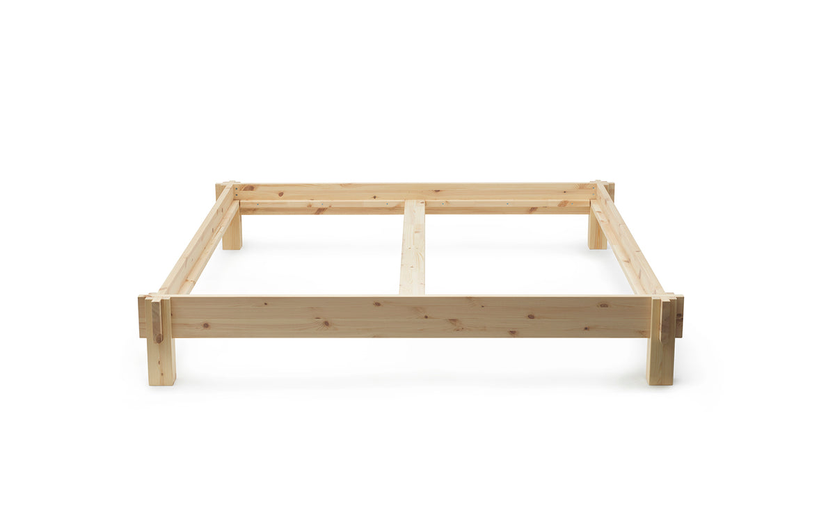 Notch Bettgestell in  präsentiert im Onlineshop von KAQTU Design AG. Bett ist von Normann Copenhagen