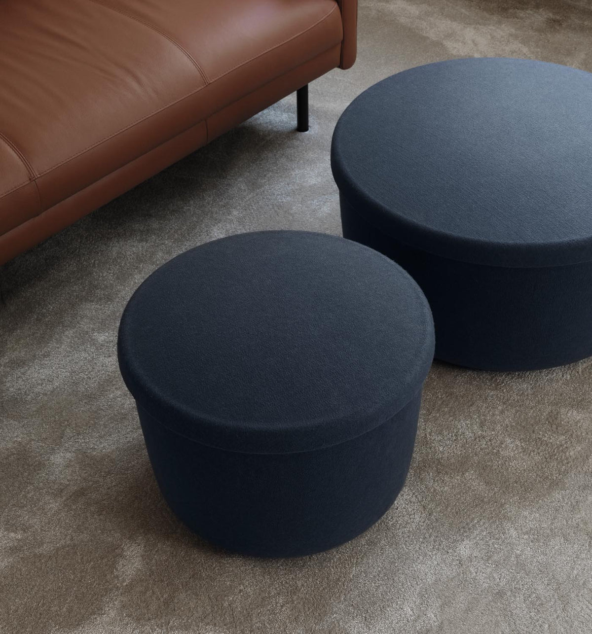 Hide Storage Pouf Gross in Felt 354 präsentiert im Onlineshop von KAQTU Design AG. Pouf ist von Normann Copenhagen