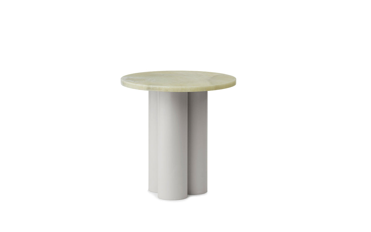 Dit Beistelltisch in Sand Emerald Onyx präsentiert im Onlineshop von KAQTU Design AG. Beistelltisch ist von Normann Copenhagen