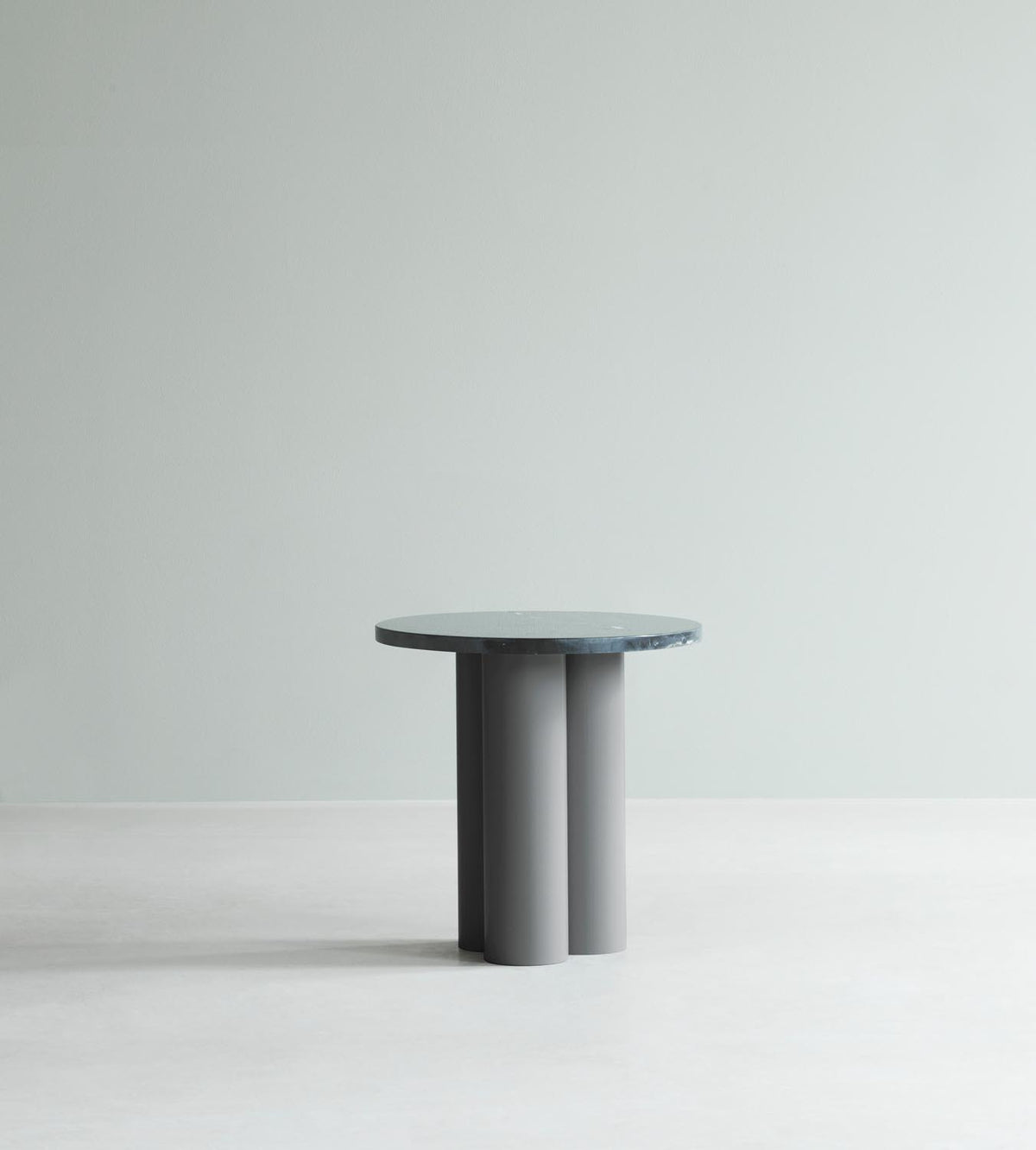 Dit Beistelltisch in  präsentiert im Onlineshop von KAQTU Design AG. Beistelltisch ist von Normann Copenhagen