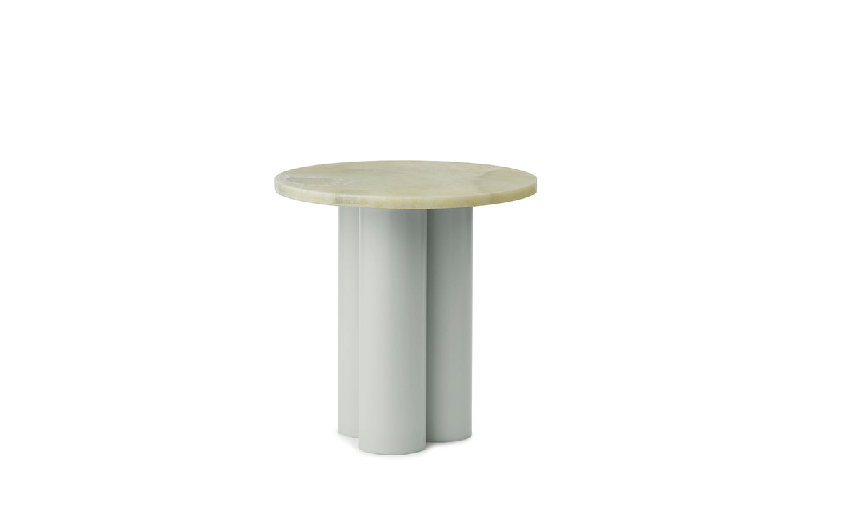 Dit Beistelltisch in  präsentiert im Onlineshop von KAQTU Design AG. Beistelltisch ist von Normann Copenhagen
