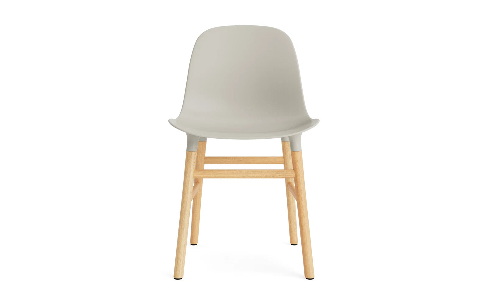 Form Stuhl Hellgrau/Eiche in  präsentiert im Onlineshop von KAQTU Design AG. Stuhl ist von Normann Copenhagen