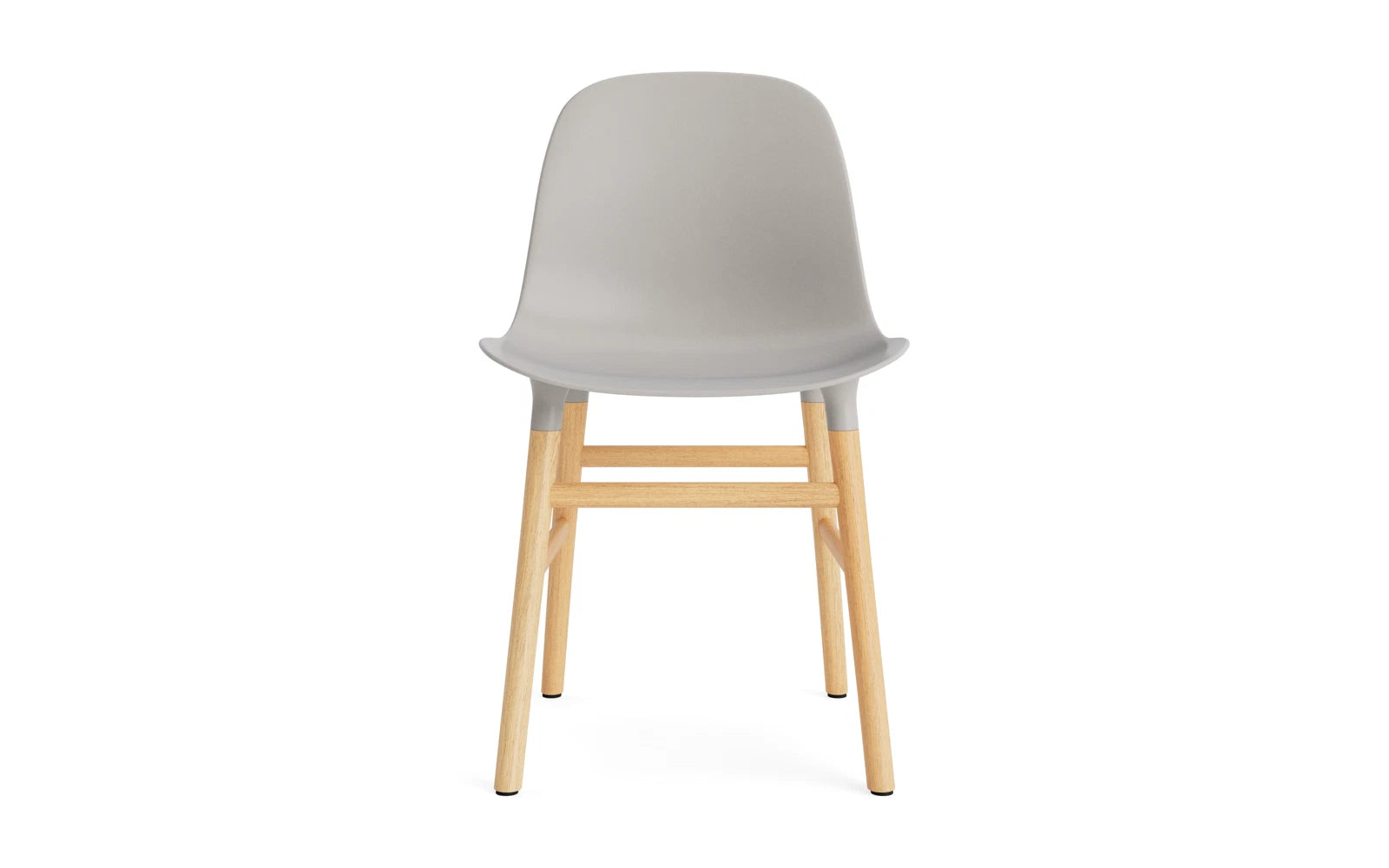 Form Stuhl Warmes Grau/Eiche in  präsentiert im Onlineshop von KAQTU Design AG. Stuhl ist von Normann Copenhagen