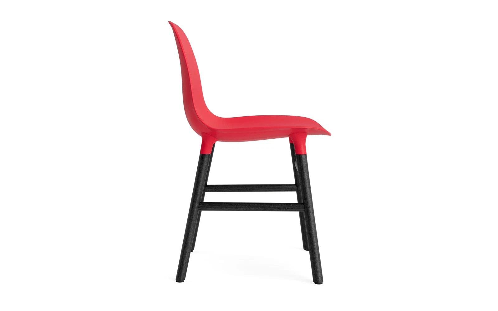 Form Stuhl Leuchtendes Rot/schwarz in  präsentiert im Onlineshop von KAQTU Design AG. Stuhl ist von Normann Copenhagen