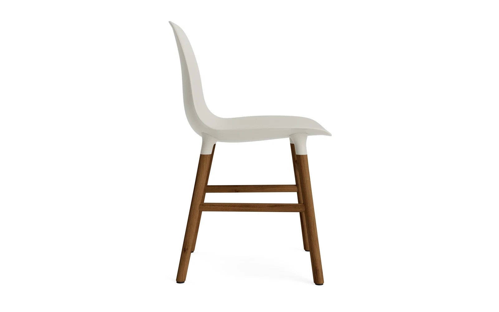 Form Stuhl Hellgrau/Walnuss in  präsentiert im Onlineshop von KAQTU Design AG. Stuhl ist von Normann Copenhagen