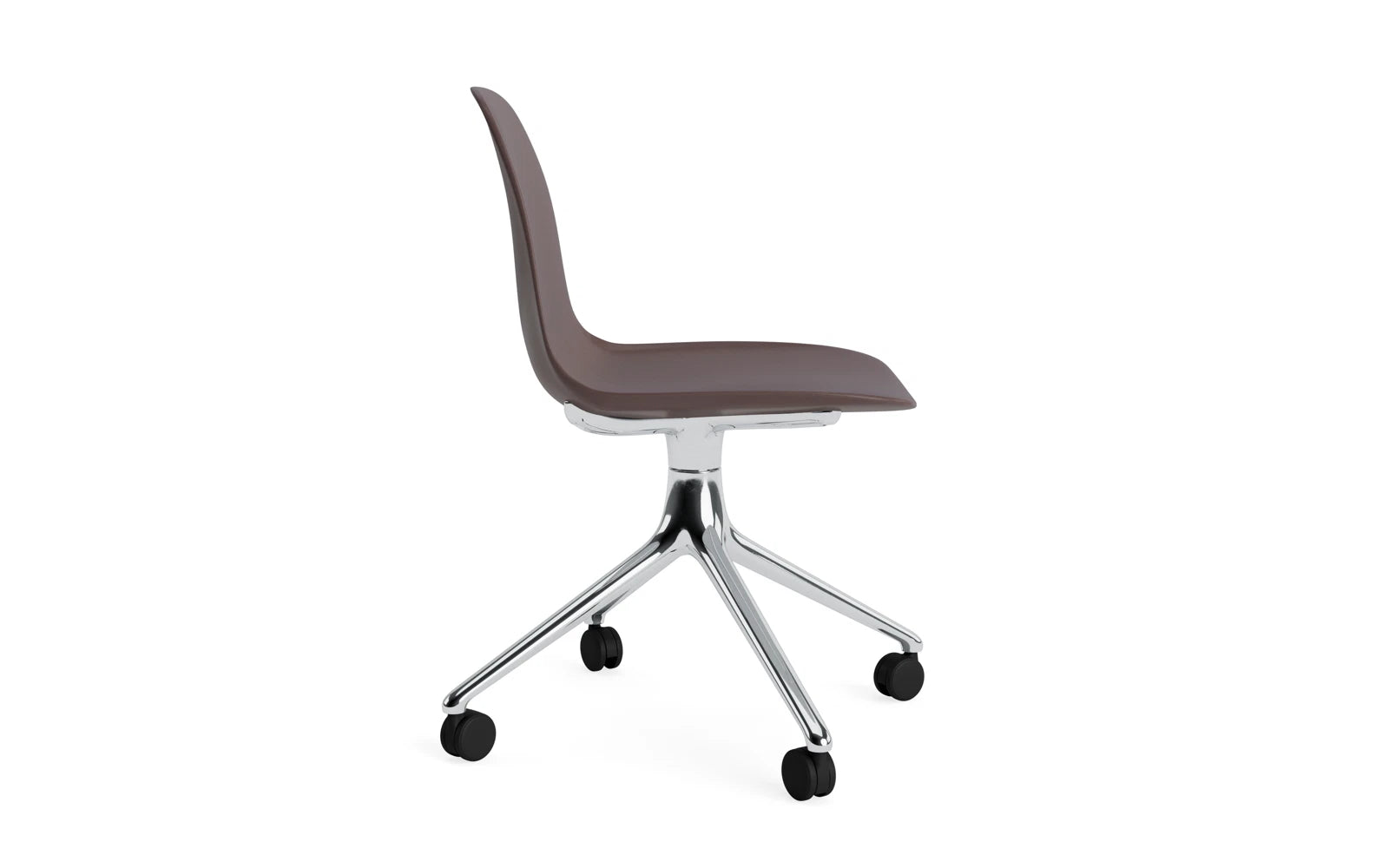 Form Drehstuhl 4W Aluminium/Braun in  präsentiert im Onlineshop von KAQTU Design AG. Drehstuhl ist von Normann Copenhagen