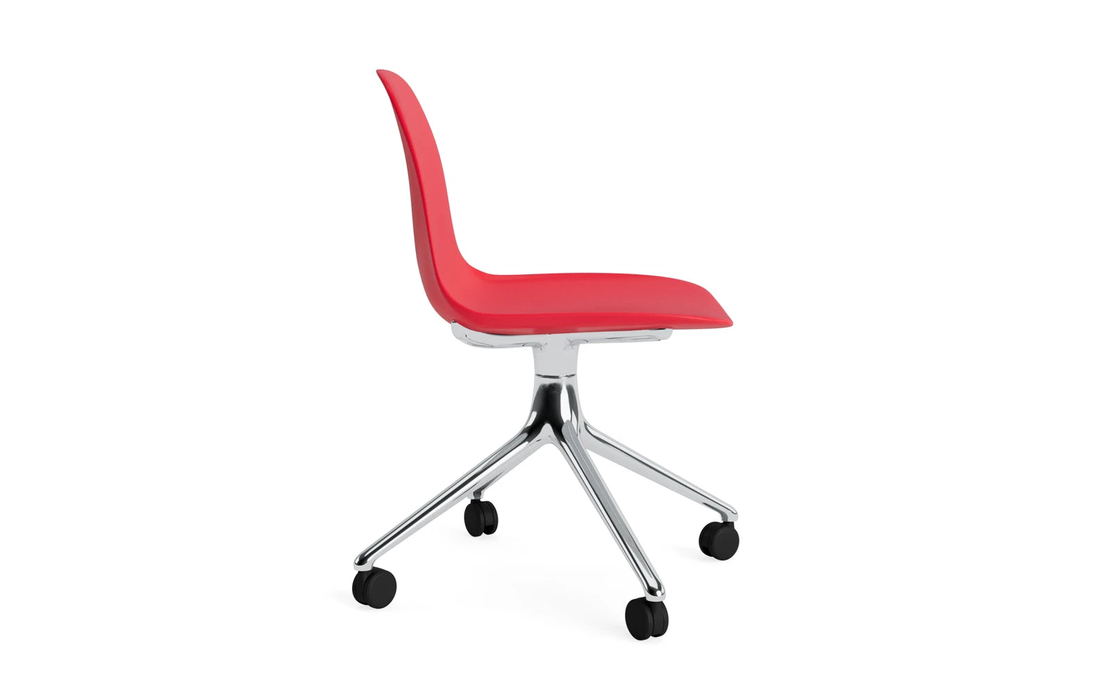 Form Drehstuhl 4W Aluminium/Leuchtendes Rot in  präsentiert im Onlineshop von KAQTU Design AG. Drehstuhl ist von Normann Copenhagen