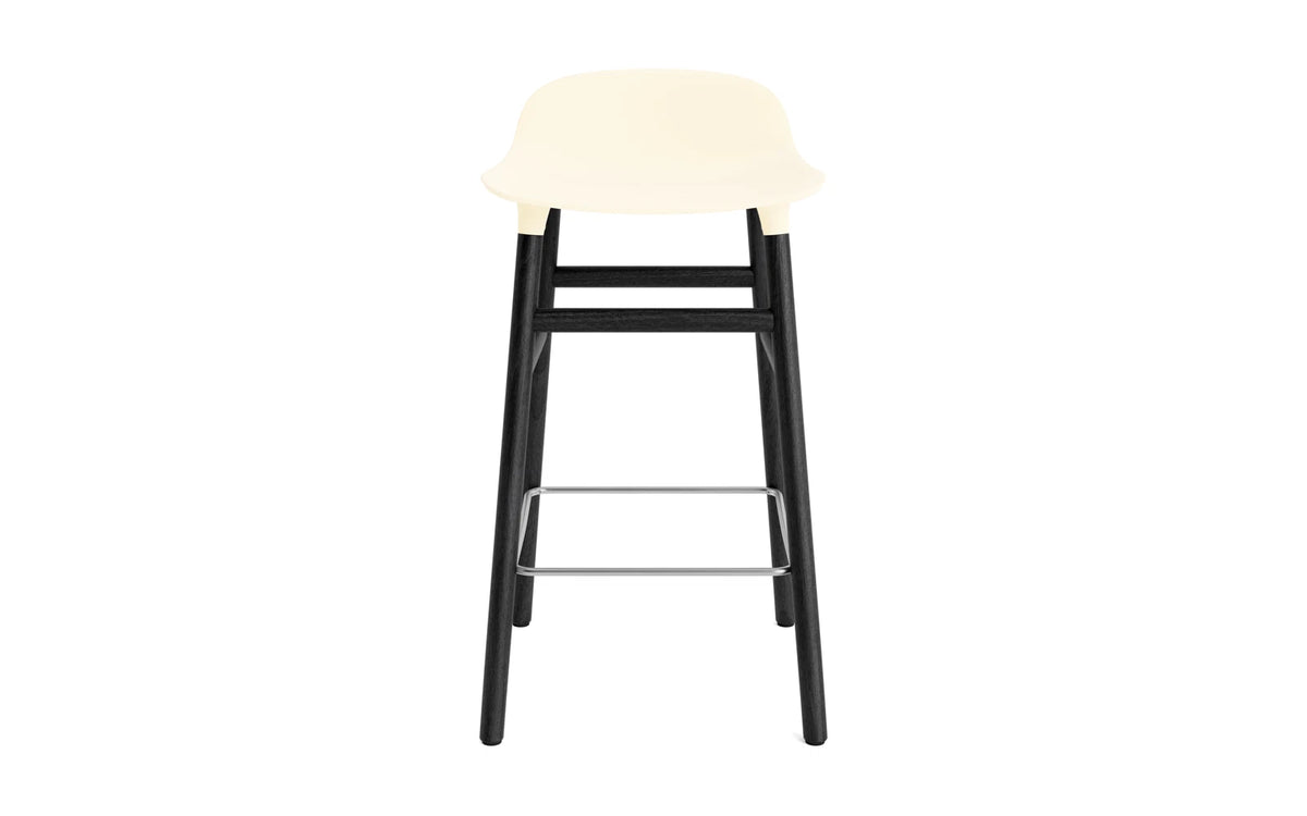 Form Barstuhl 65 cm creme/schwarz in Creme präsentiert im Onlineshop von KAQTU Design AG. Barstuhl ist von Normann Copenhagen