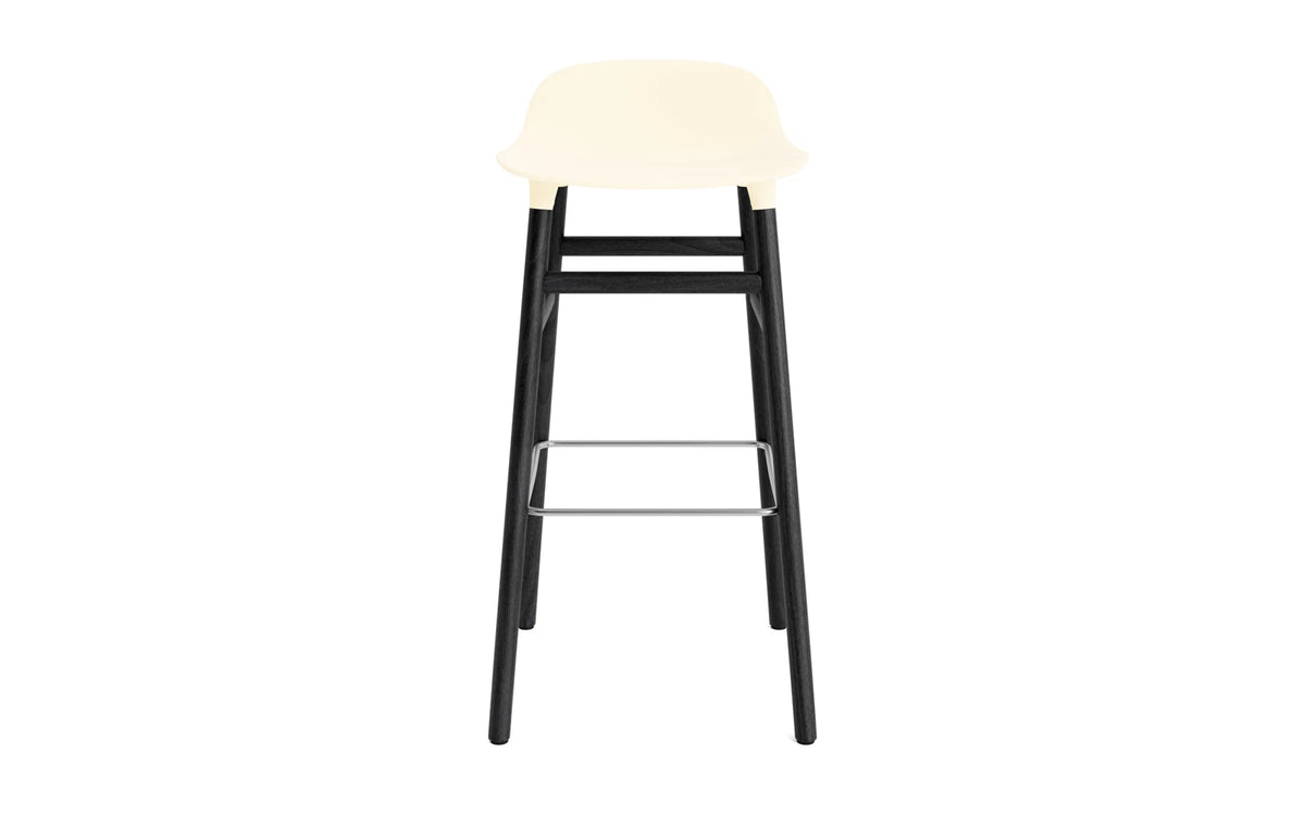 Form Barstuhl 75 cm creme/schwarz in Creme präsentiert im Onlineshop von KAQTU Design AG. Barstuhl ist von Normann Copenhagen