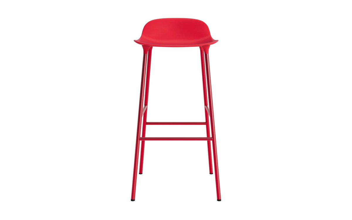 Form Barstuhl 75 cm Leuchtendes Rot/Stahl in Leuchtendes Rot präsentiert im Onlineshop von KAQTU Design AG. Barstuhl ist von Normann Copenhagen