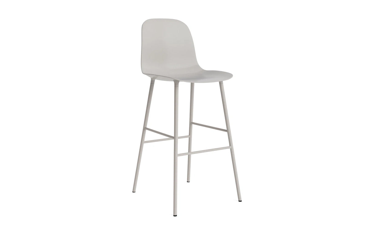 Form Barstuhl 75 cm Stahl Warmes grau in Warmes grau präsentiert im Onlineshop von KAQTU Design AG. Barstuhl ist von Normann Copenhagen