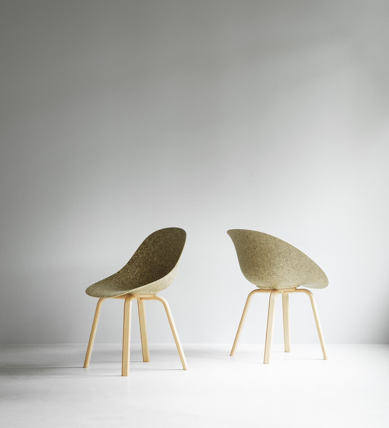 Mat Stuhl Buchenholz in  präsentiert im Onlineshop von KAQTU Design AG. Stuhl ist von Normann Copenhagen