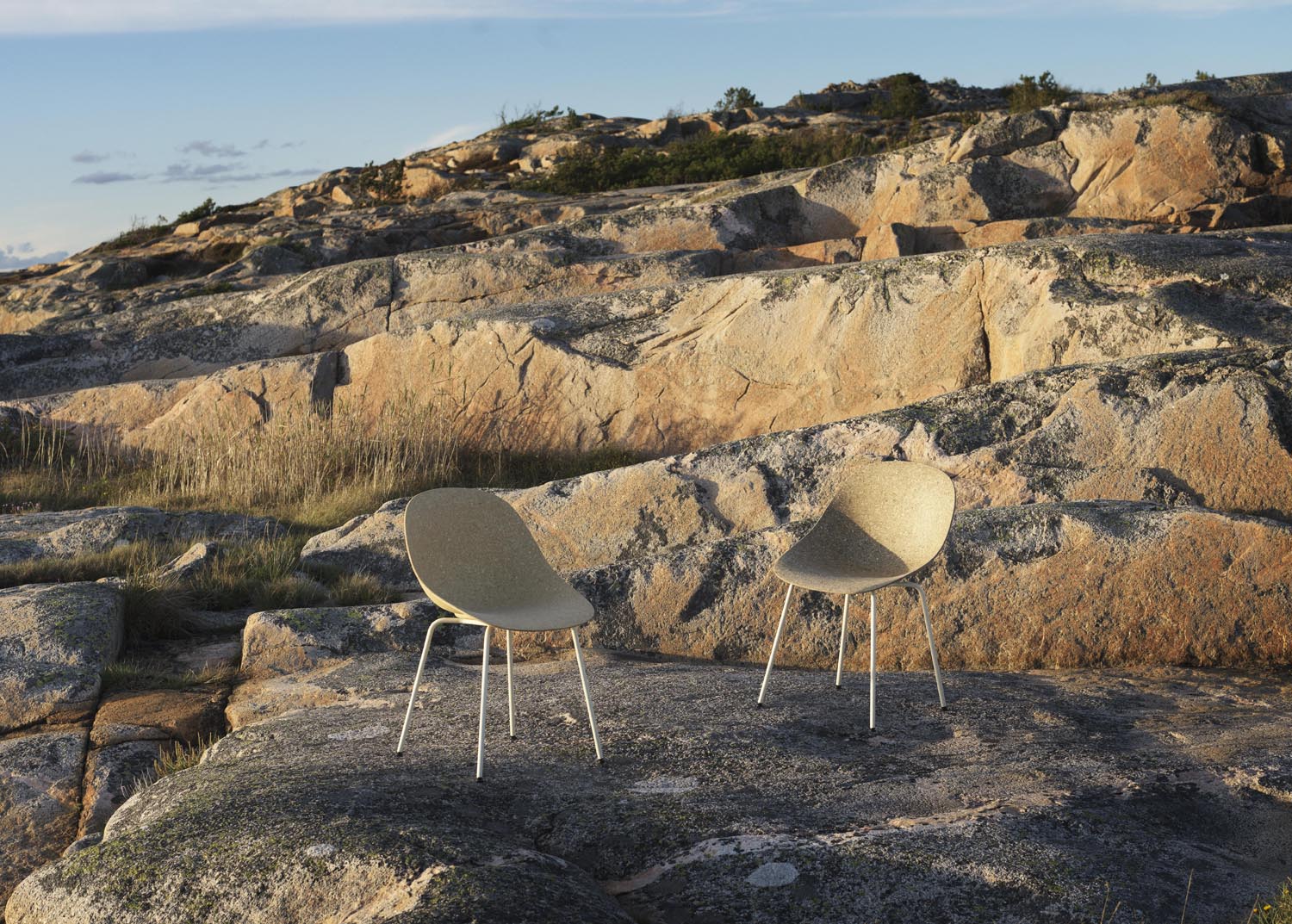 Mat Stuhl schwarzes Stahl Seegras in  präsentiert im Onlineshop von KAQTU Design AG. Stuhl ist von Normann Copenhagen