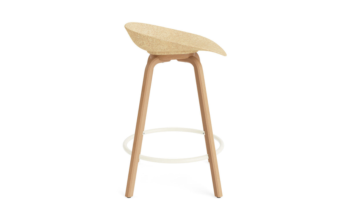 Mat Barstuhl 65 cm Buchenholz/creme in Hanffasern präsentiert im Onlineshop von KAQTU Design AG. Barstuhl ist von Normann Copenhagen