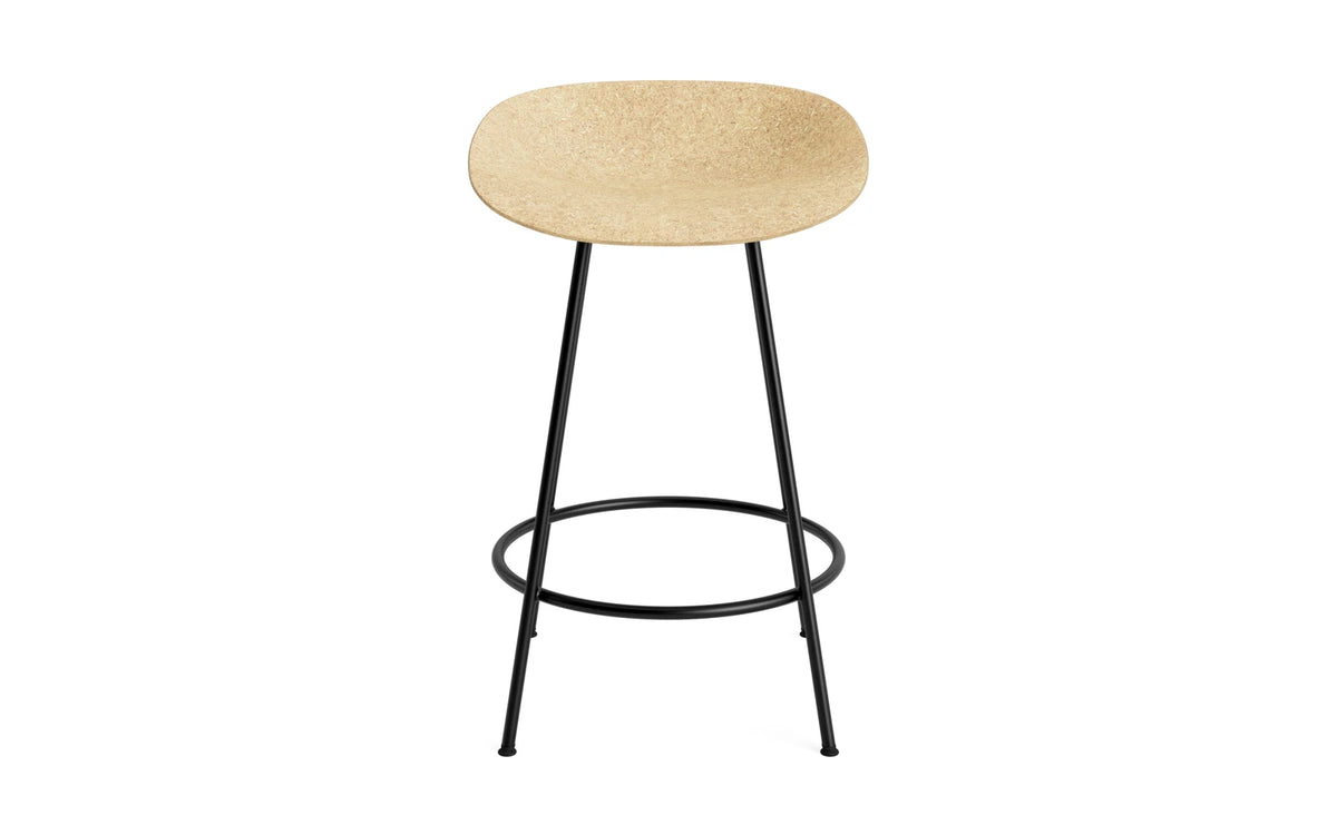 Mat Barstuhl 65 cm schwarzes Stahl Hanf in Hanf präsentiert im Onlineshop von KAQTU Design AG. Barstuhl ist von Normann Copenhagen