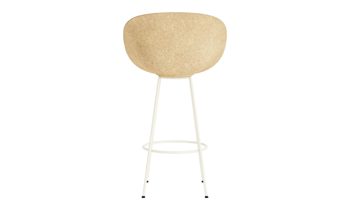 Mat Barstuhl mit Armlehne 75 cm Creme stahl Hanf in Hanf präsentiert im Onlineshop von KAQTU Design AG. Barstuhl ist von Normann Copenhagen