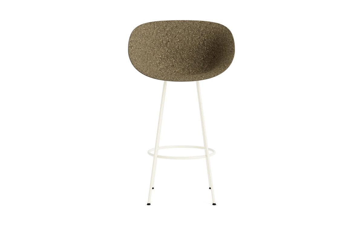 Mat Barstuhl mit Armlehne 75 cm Creme stahl Seegras in Seegras präsentiert im Onlineshop von KAQTU Design AG. Barstuhl ist von Normann Copenhagen