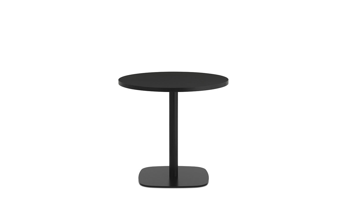 Form Café Table H65 Ø70 cm Eiche