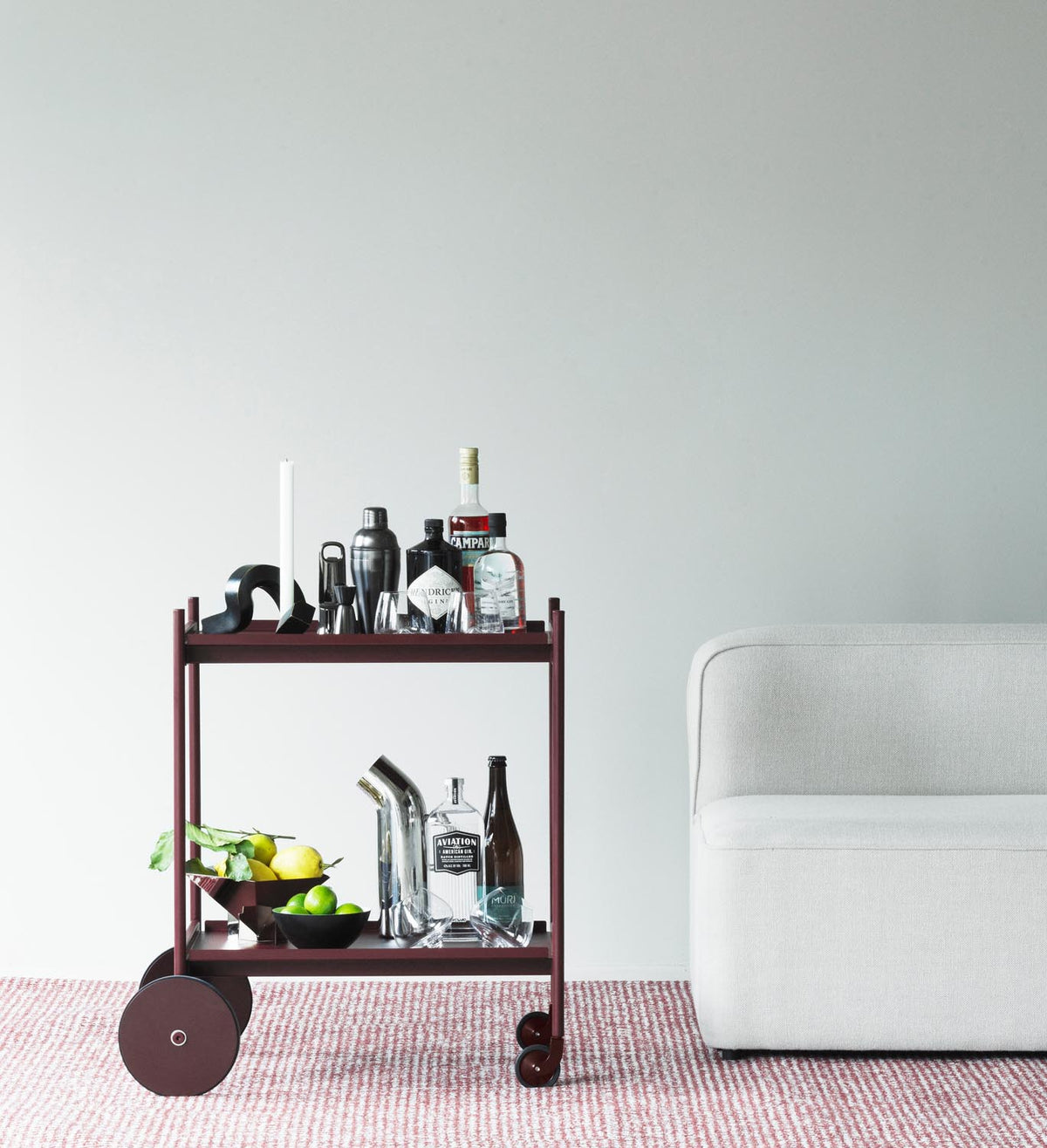 Handgetufteter Flick Teppich aus 100% Neuseeland Wolle in Off White/Braun, 300x200 cm, mit fliessendem Flecken-Muster von Normann Copenhagen.