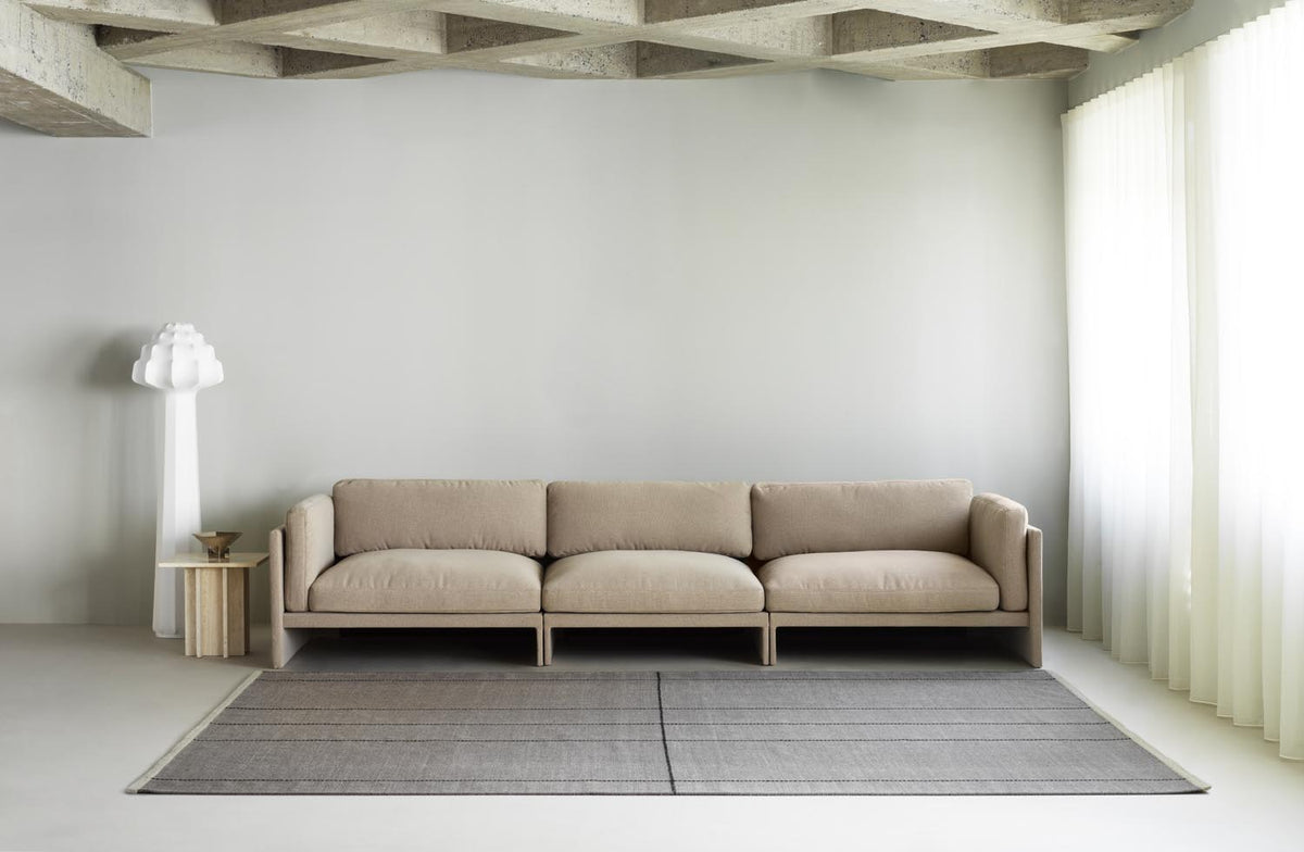 Seam Teppich 200x300 cm in Blue Tones präsentiert im Onlineshop von KAQTU Design AG. Teppich ist von Normann Copenhagen