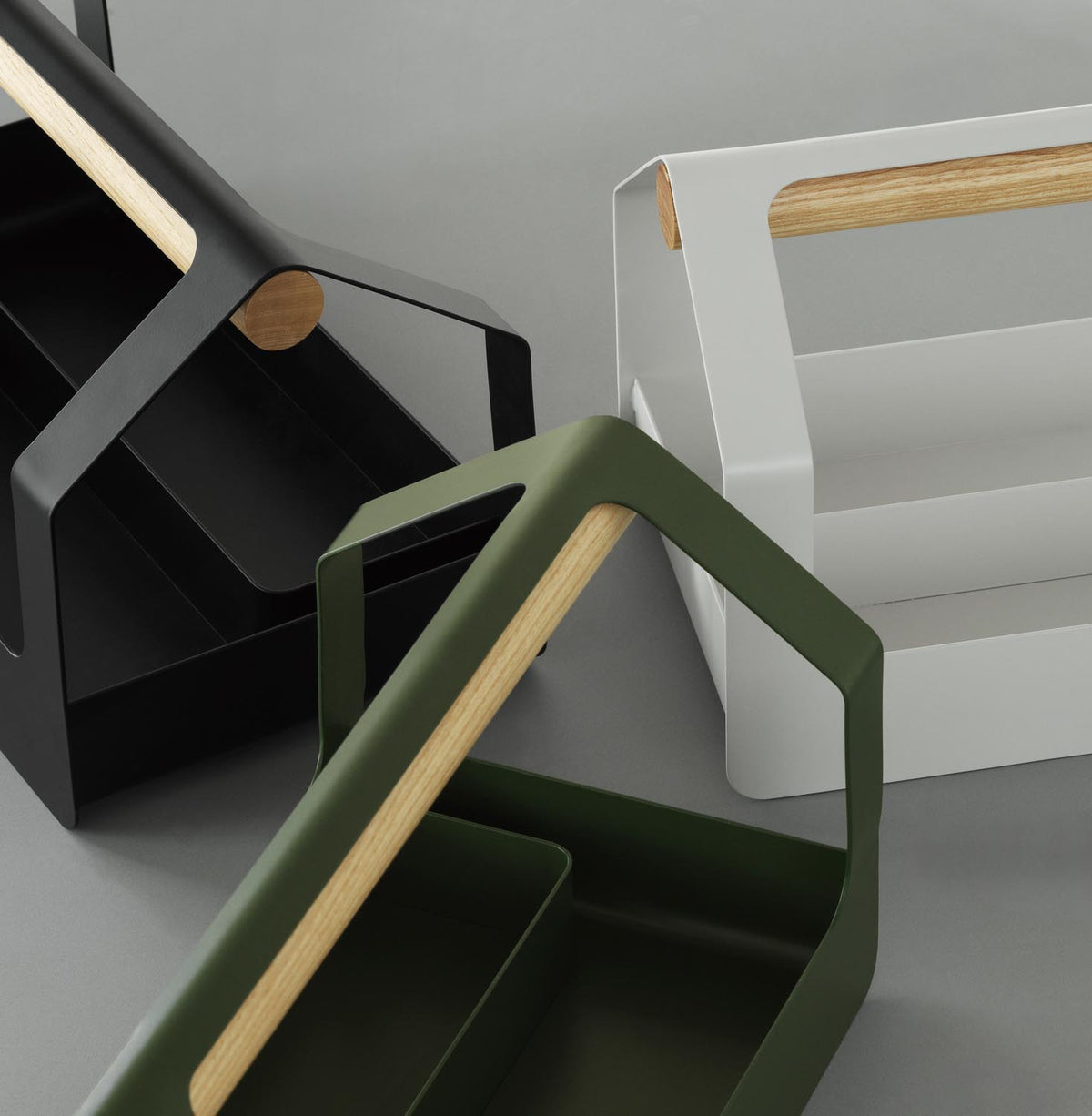 Haus Toolbox in Light Grey präsentiert im Onlineshop von KAQTU Design AG. Büromaterial ist von Normann Copenhagen
