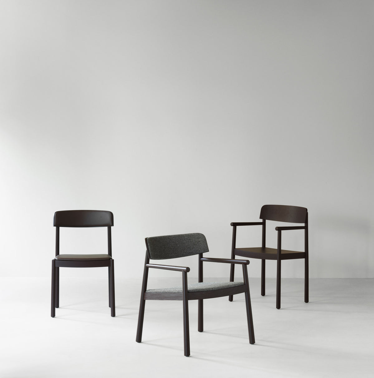 Timb Chair in Brown präsentiert im Onlineshop von KAQTU Design AG. Stuhl ist von Normann Copenhagen