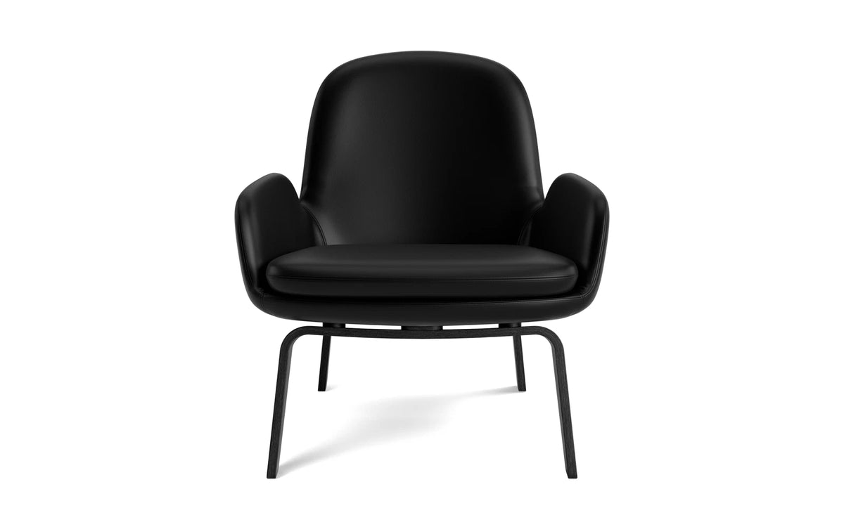 Era Lounge-Sessel niedrig schwarze Eiche Ultra in Ultra 41599 präsentiert im Onlineshop von KAQTU Design AG. Sessel ist von Normann Copenhagen