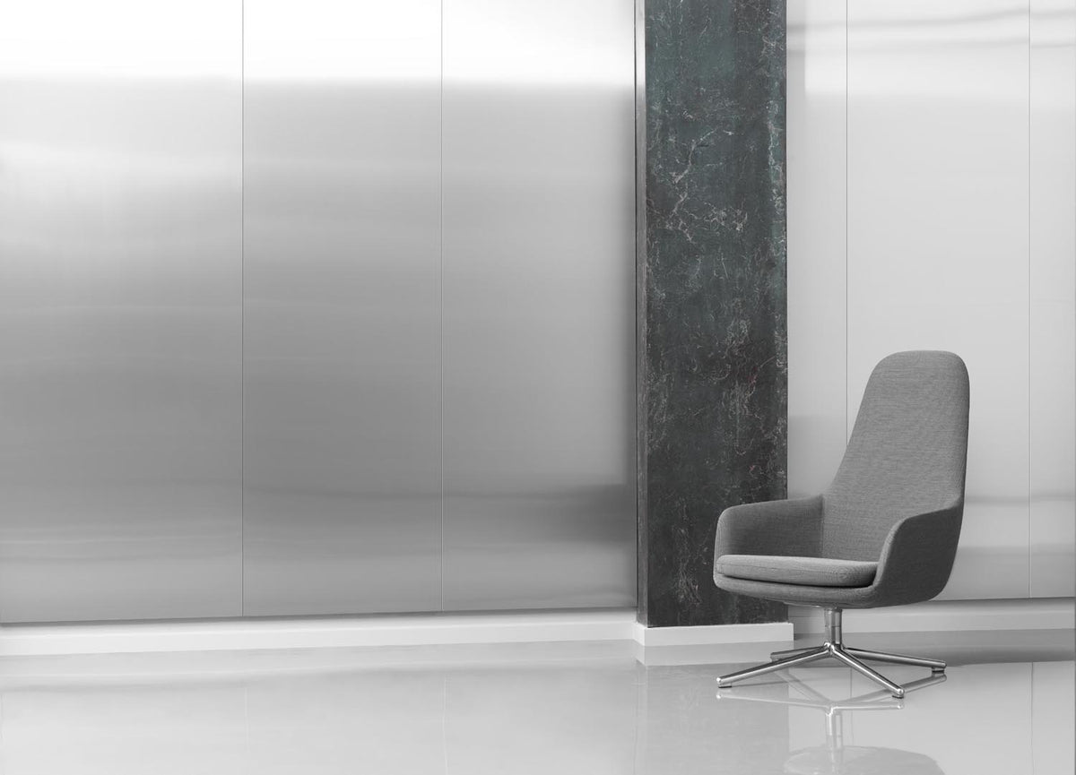 Era Lounge-Sessel hoch mit Drehgestell Aluminium Hallingdal in Hallingdal 110 präsentiert im Onlineshop von KAQTU Design AG. Drehsessel ist von Normann Copenhagen
