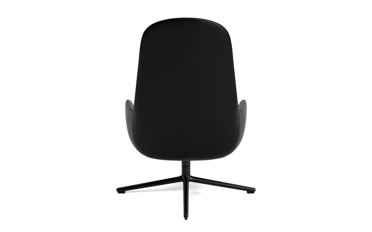 Era Lounge-Sessel hoch mit Drehgestell schwarzes Aluminium Ultra in Ultra 41599 präsentiert im Onlineshop von KAQTU Design AG. Drehsessel ist von Normann Copenhagen