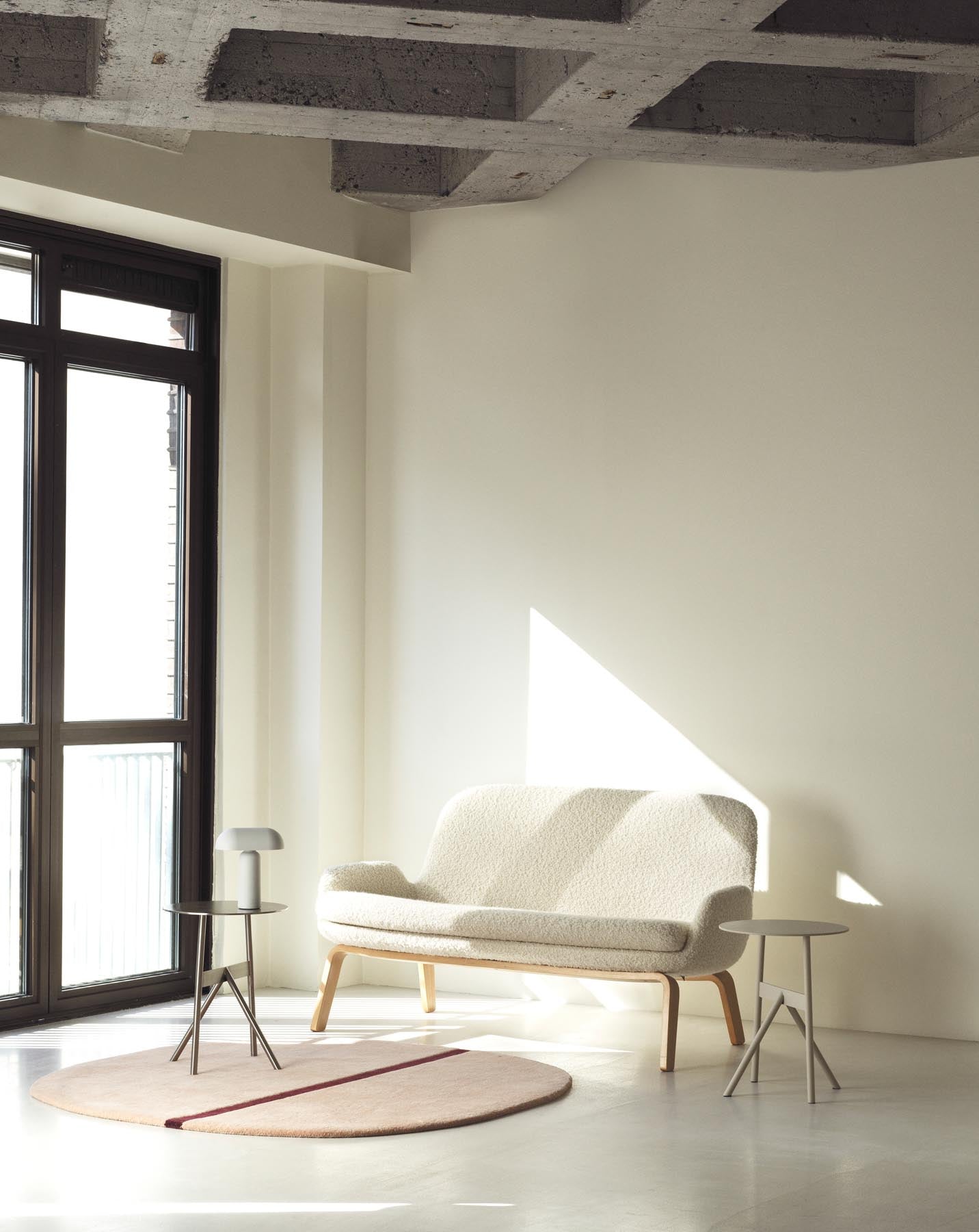 Era Sofa schwarzer Stahl Hallingdal in Hallingdal 110 präsentiert im Onlineshop von KAQTU Design AG. 2er Sofa ist von Normann Copenhagen