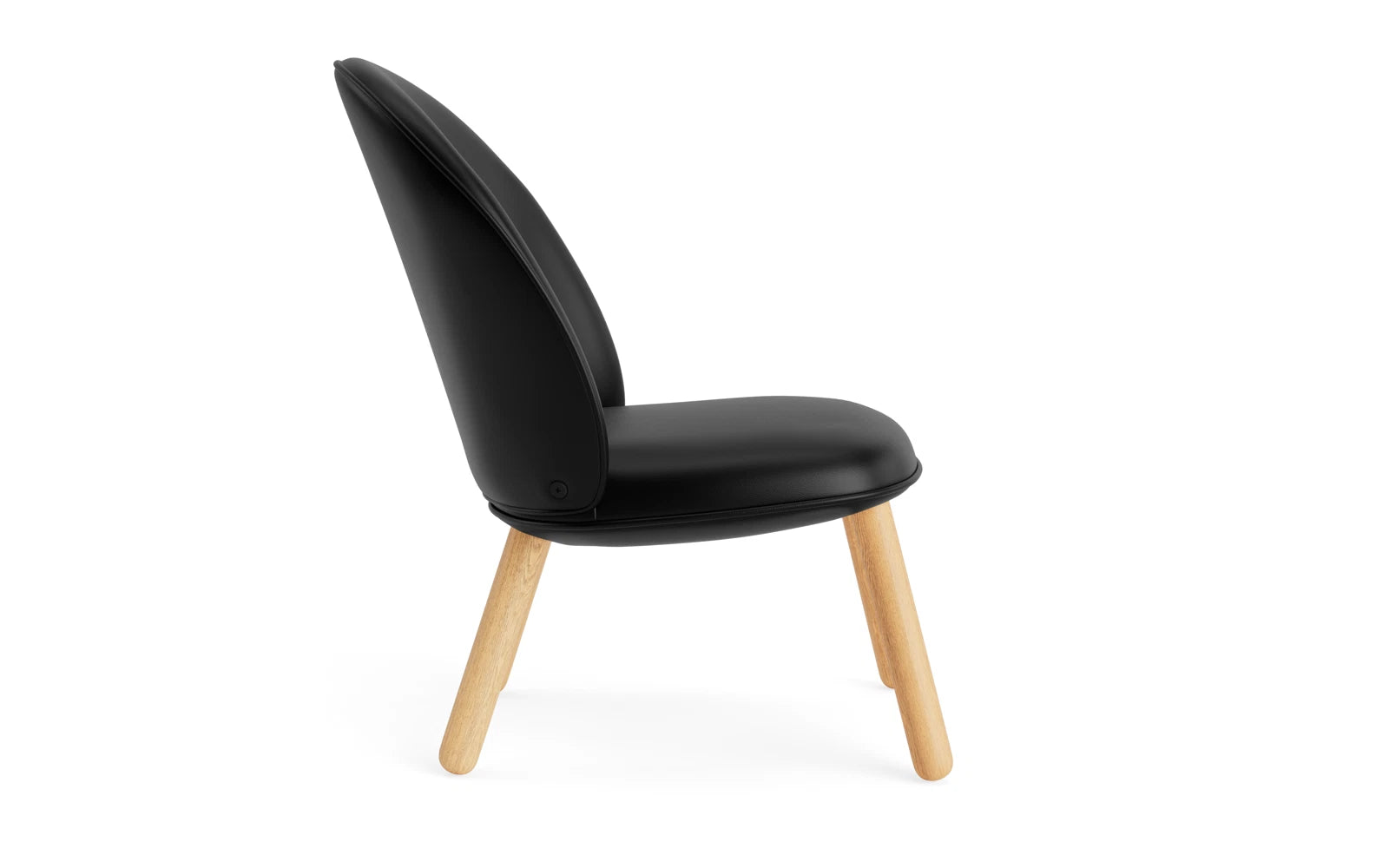 Ace Lounge-Sessel: Organisches Design, urbaner Komfort, vielfältige Polsteroptionen in Stoff und Leder.