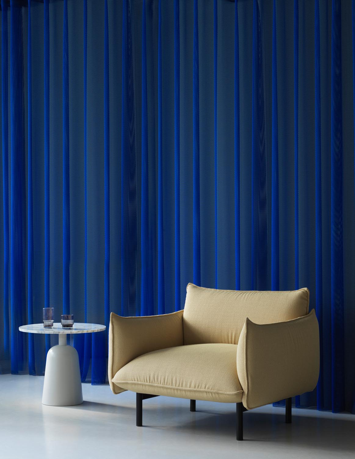 Ark Sessel in Canvas 134 präsentiert im Onlineshop von KAQTU Design AG. Sessel mit Armlehnen ist von Normann Copenhagen