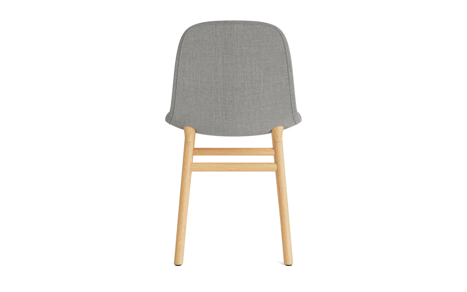 Der Form Stuhl von Normann Copenhagen vereint Funktion, Ästhetik und schlichtes Design. Handgefertigt mit Holz- oder Stahlrahmen und gepolstertem Sitz. Wähle aus über 40.000 Optionen deinen Traumstuhl.