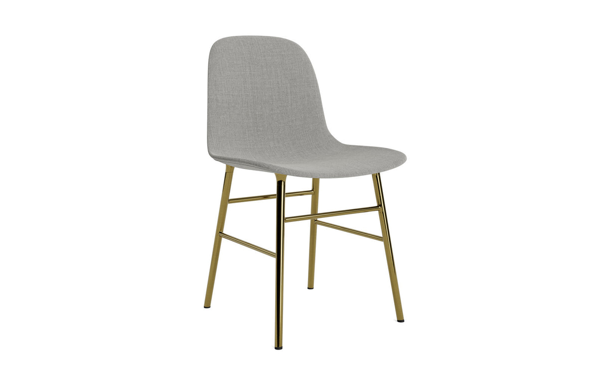 Form Stuhl gepolstert Messing Remix in Remix 133 präsentiert im Onlineshop von KAQTU Design AG. Stuhl ist von Normann Copenhagen